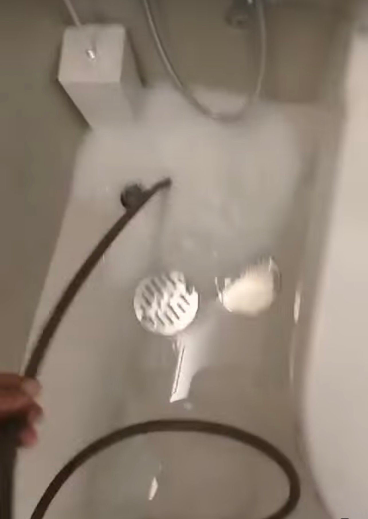 تسليك مجاري القبلة